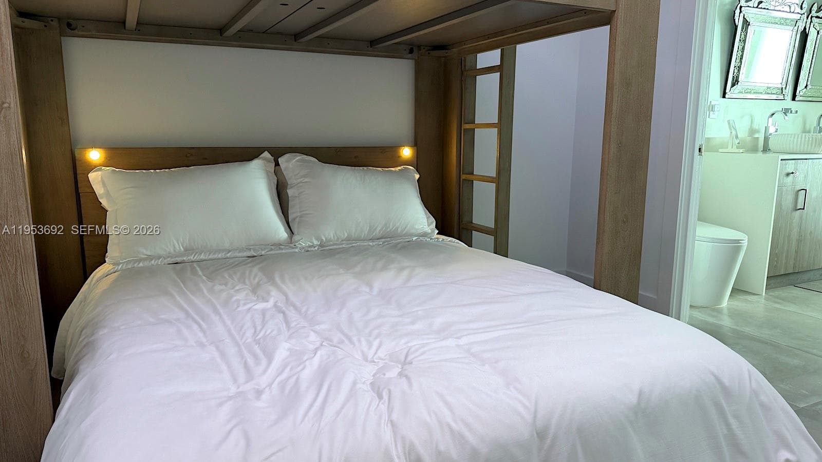 465 Brickell Ave # 5603, Miami FL 33131 — 16