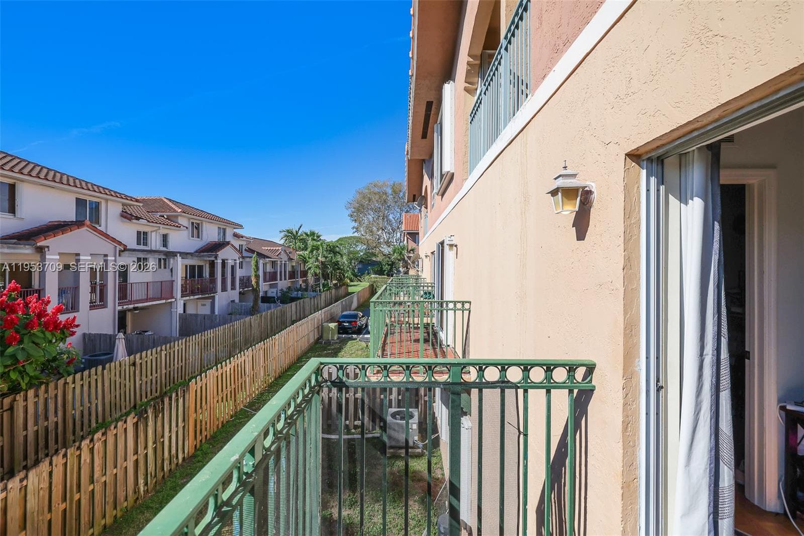 10026 Hammocks Blvd # 6, Miami FL 33196 — 24