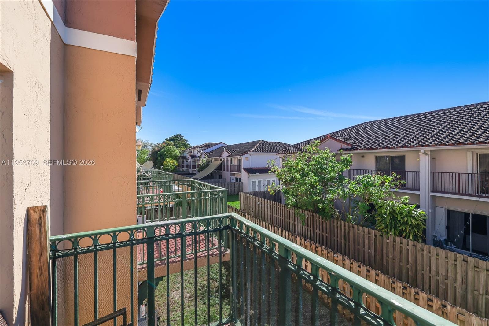 10026 Hammocks Blvd # 6, Miami FL 33196 — 25