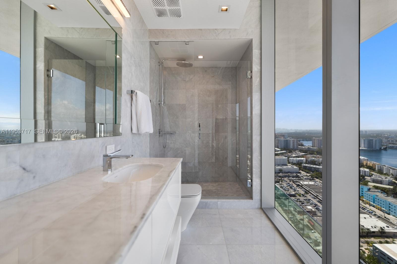 18501 Collins Ave # 3704, Sunny Isles Beach FL 33160 — 53