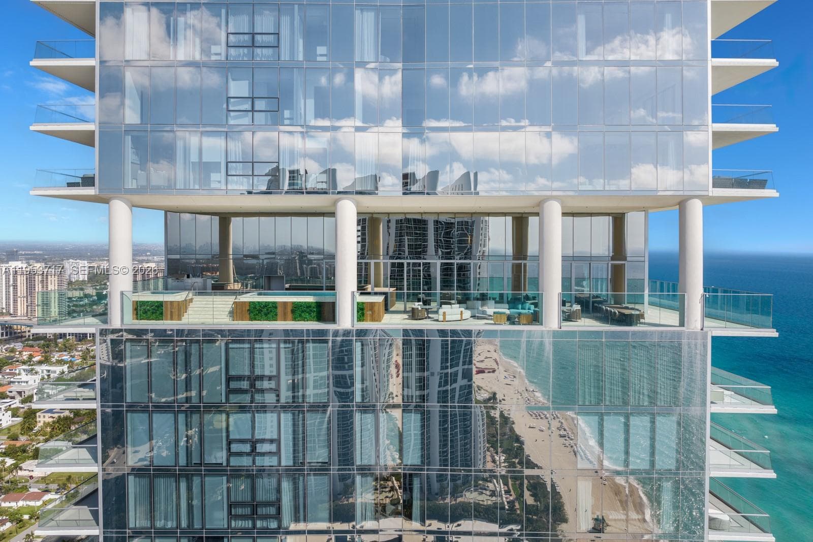 18501 Collins Ave # 3704, Sunny Isles Beach FL 33160 — 63