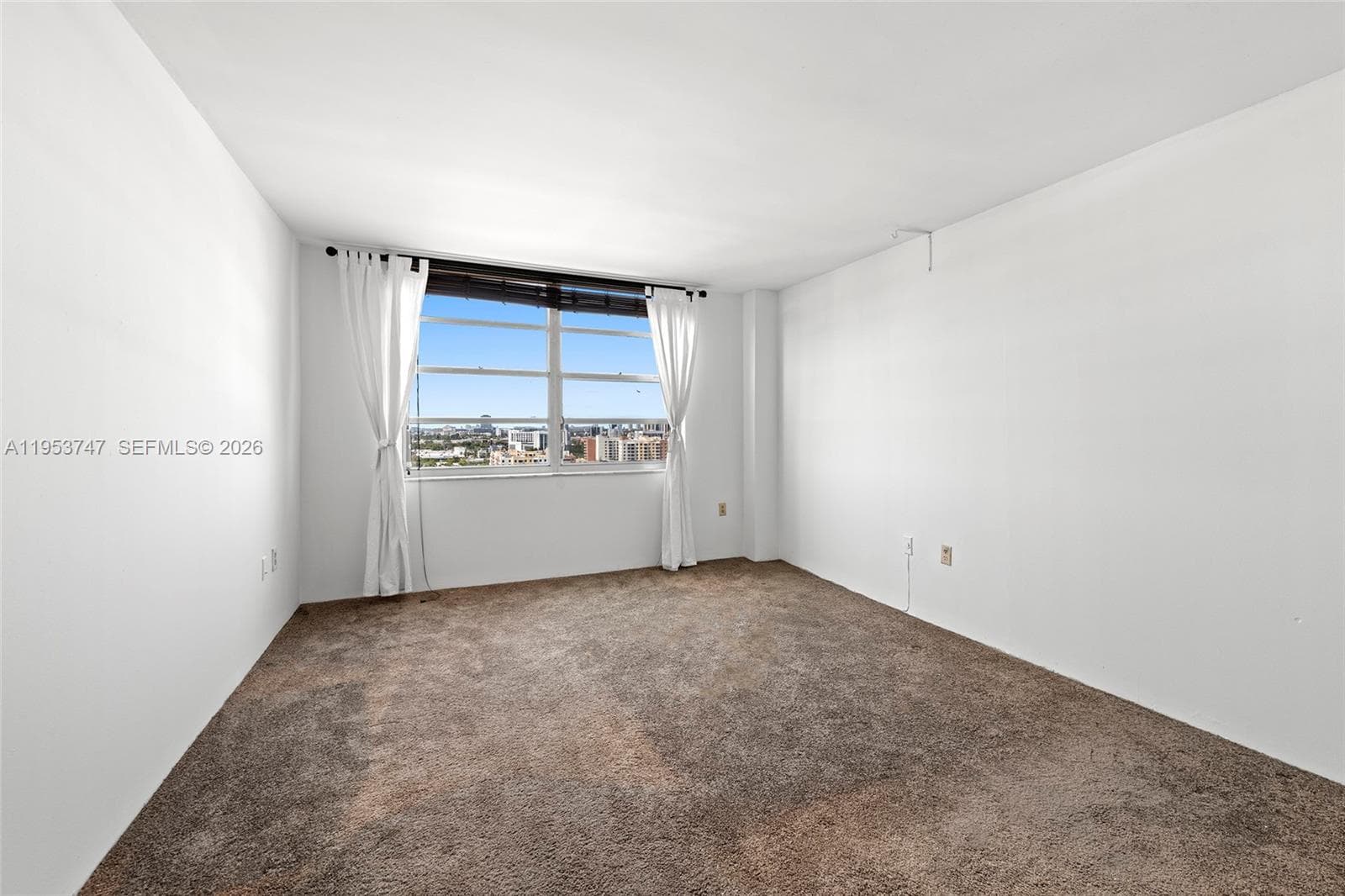 2780 NE 183rd St # 1911, Aventura FL 33160 — 19