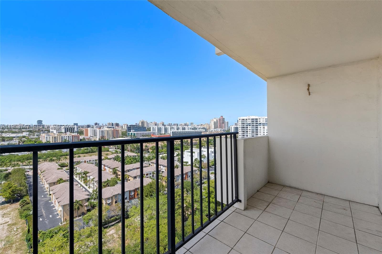 2780 NE 183rd St # 1911, Aventura FL 33160 — 25