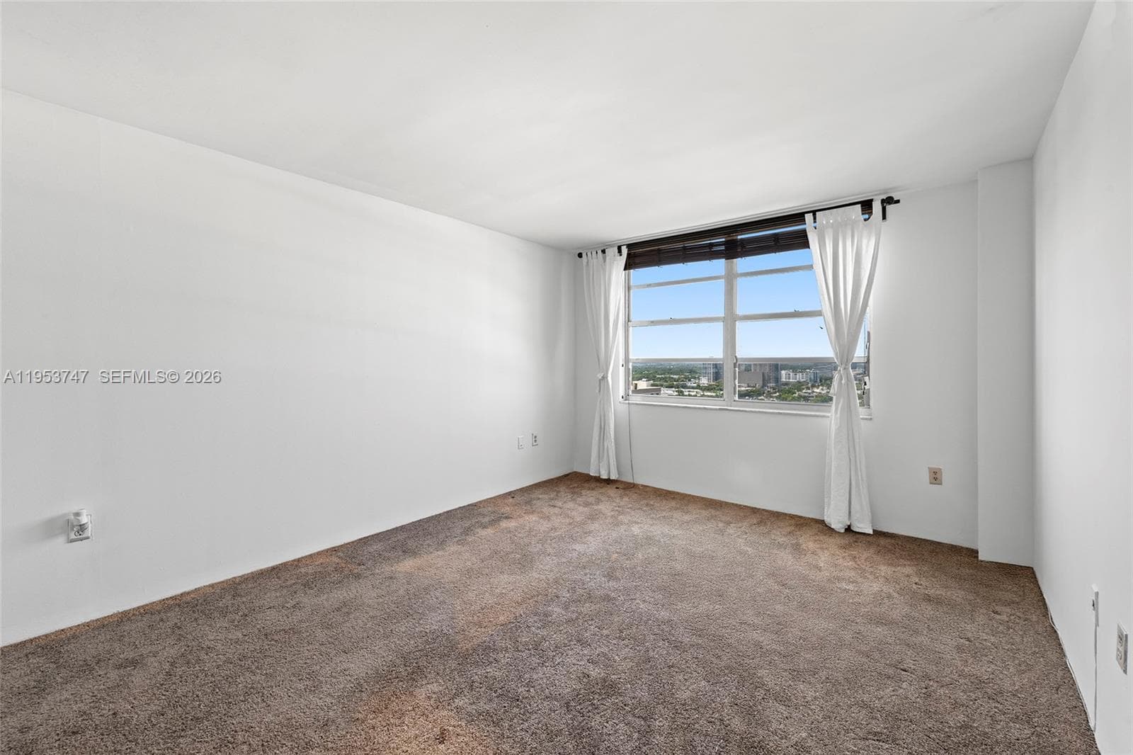 2780 NE 183rd St # 1911, Aventura FL 33160 — 21
