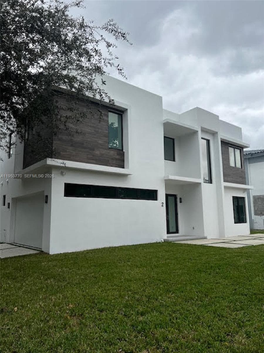 2 Hough Dr, Miami Springs FL 33166 — 2