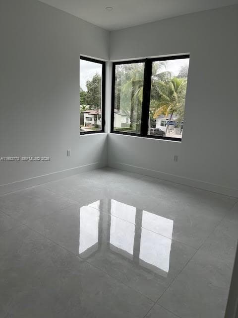 2 Hough Dr, Miami Springs FL 33166 — 19
