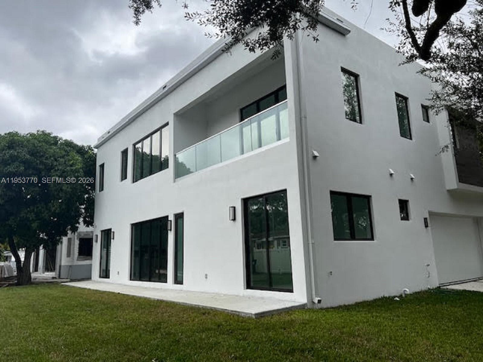 2 Hough Dr, Miami Springs FL 33166 — 4