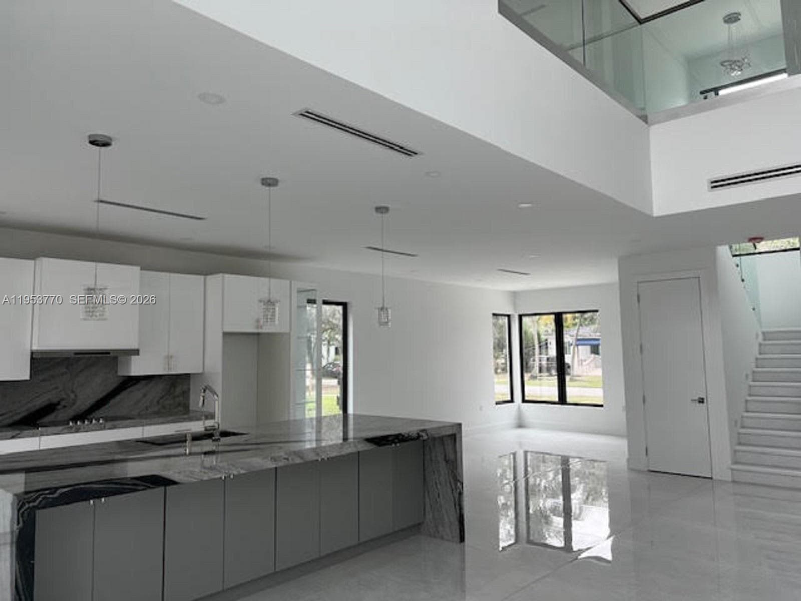 2 Hough Dr, Miami Springs FL 33166 — 8