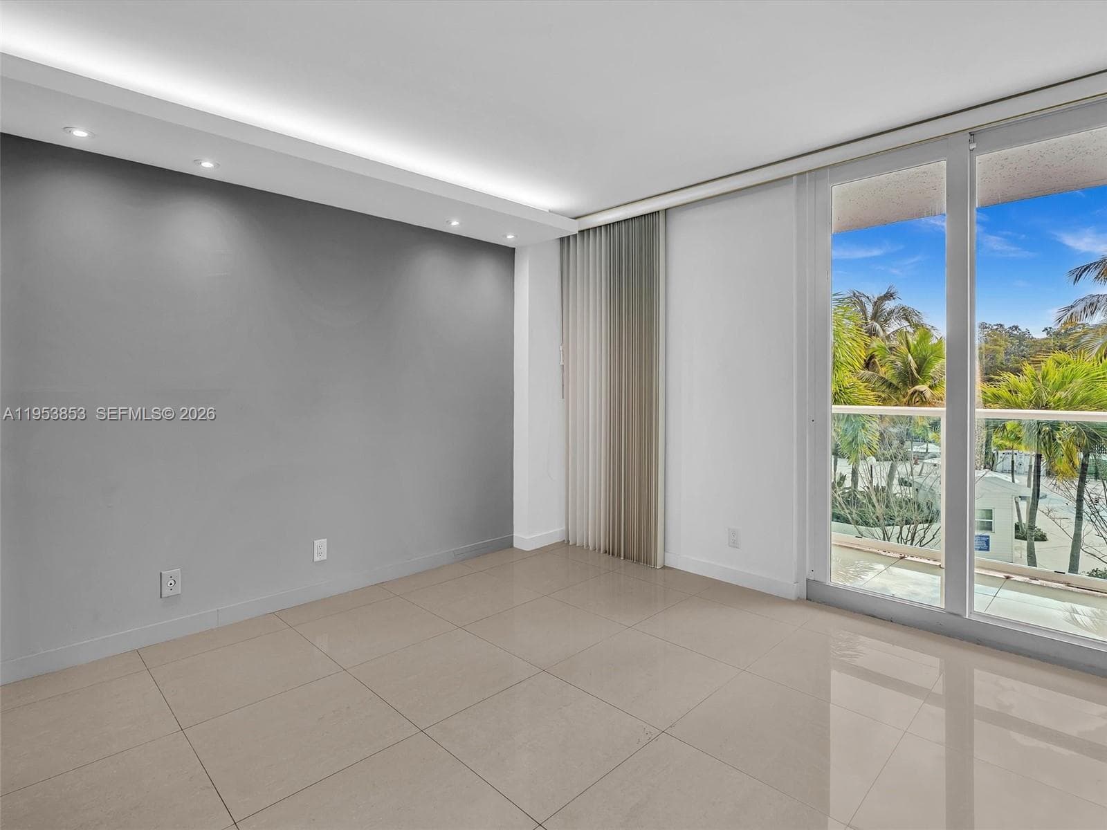 100 Bayview Dr # 223, Sunny Isles Beach FL 33160 — 40