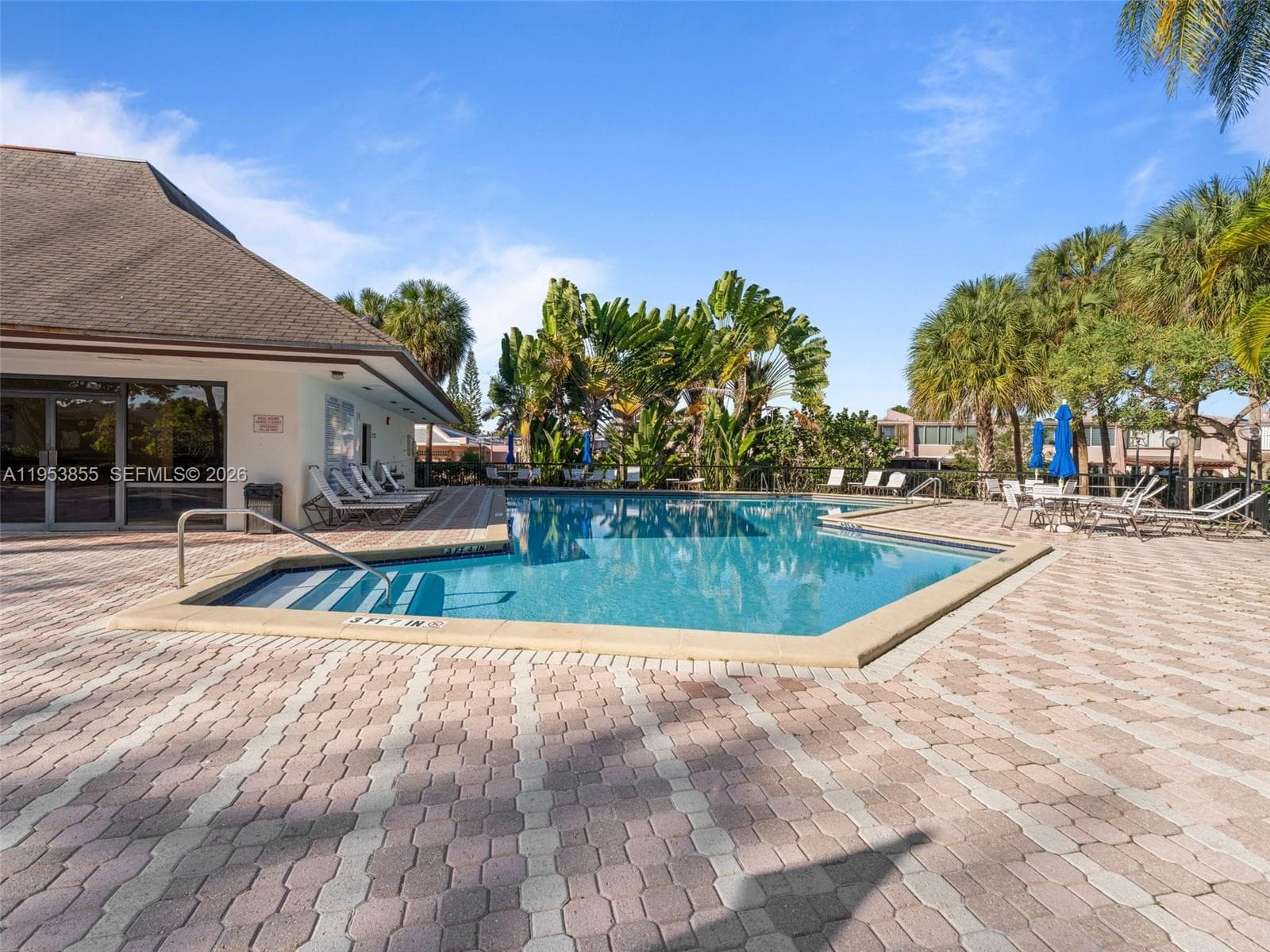 13953 Kendale Lakes Cir # B205, Miami FL 33183 — 36