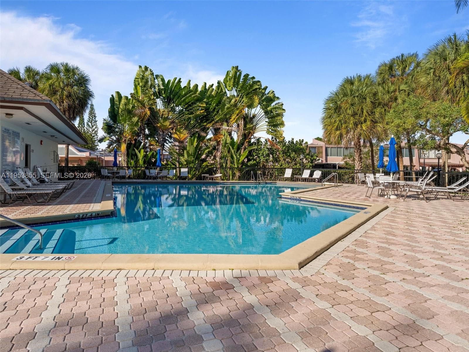 13953 Kendale Lakes Cir # B205, Miami FL 33183 — 37