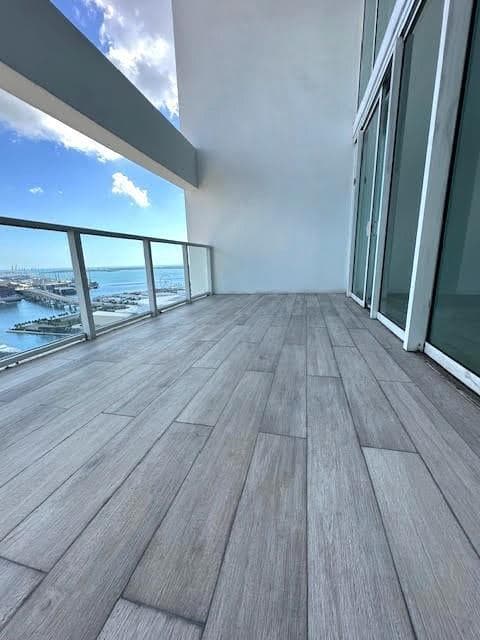 1040 Biscayne Boulevard # 3003, Miami FL 33132 — 2