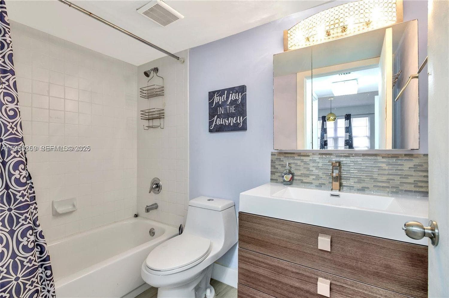 2600 Collins Ave # 204, Miami Beach FL 33140 — 14