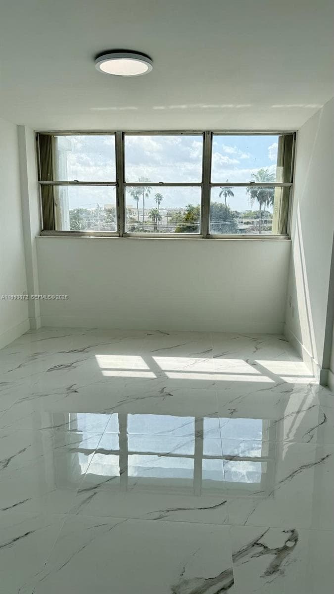 16850 S Glades Dr # 4J, North Miami Beach FL 33162 — 6