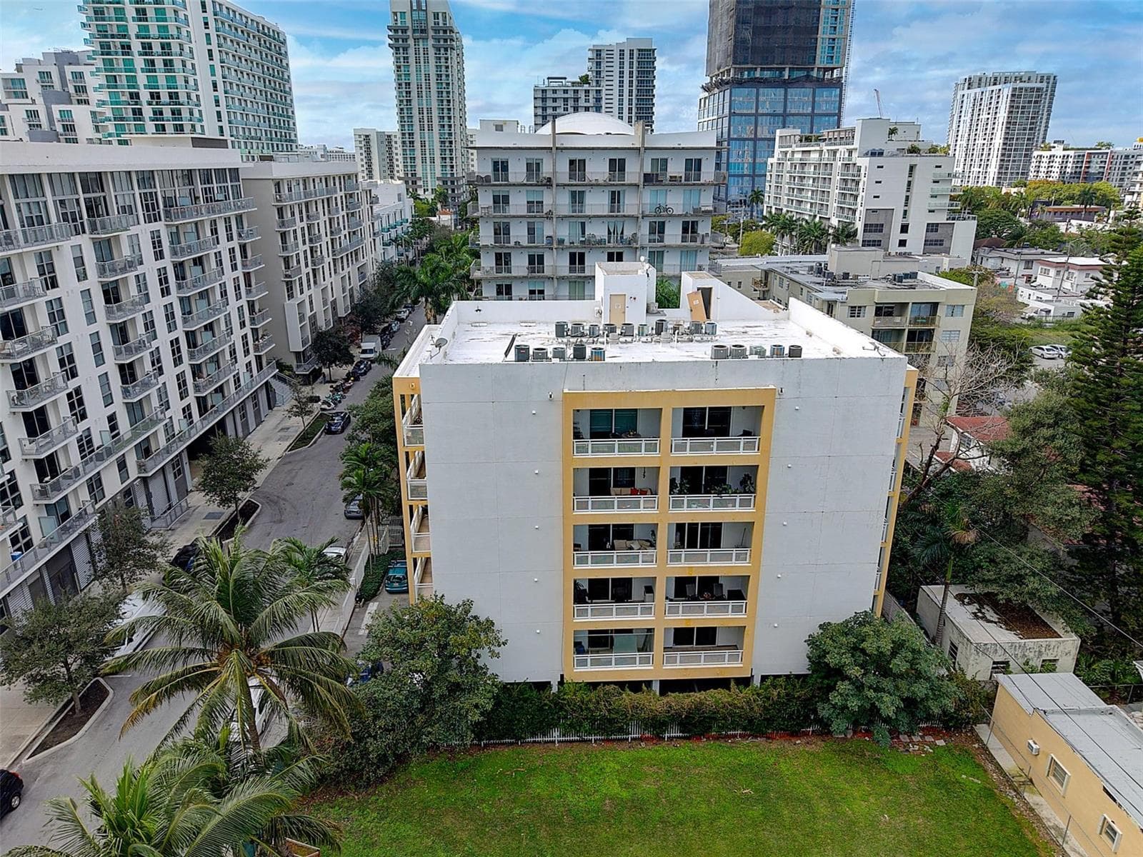 471 NE 25th Street # 503, Miami FL 33137 — 26