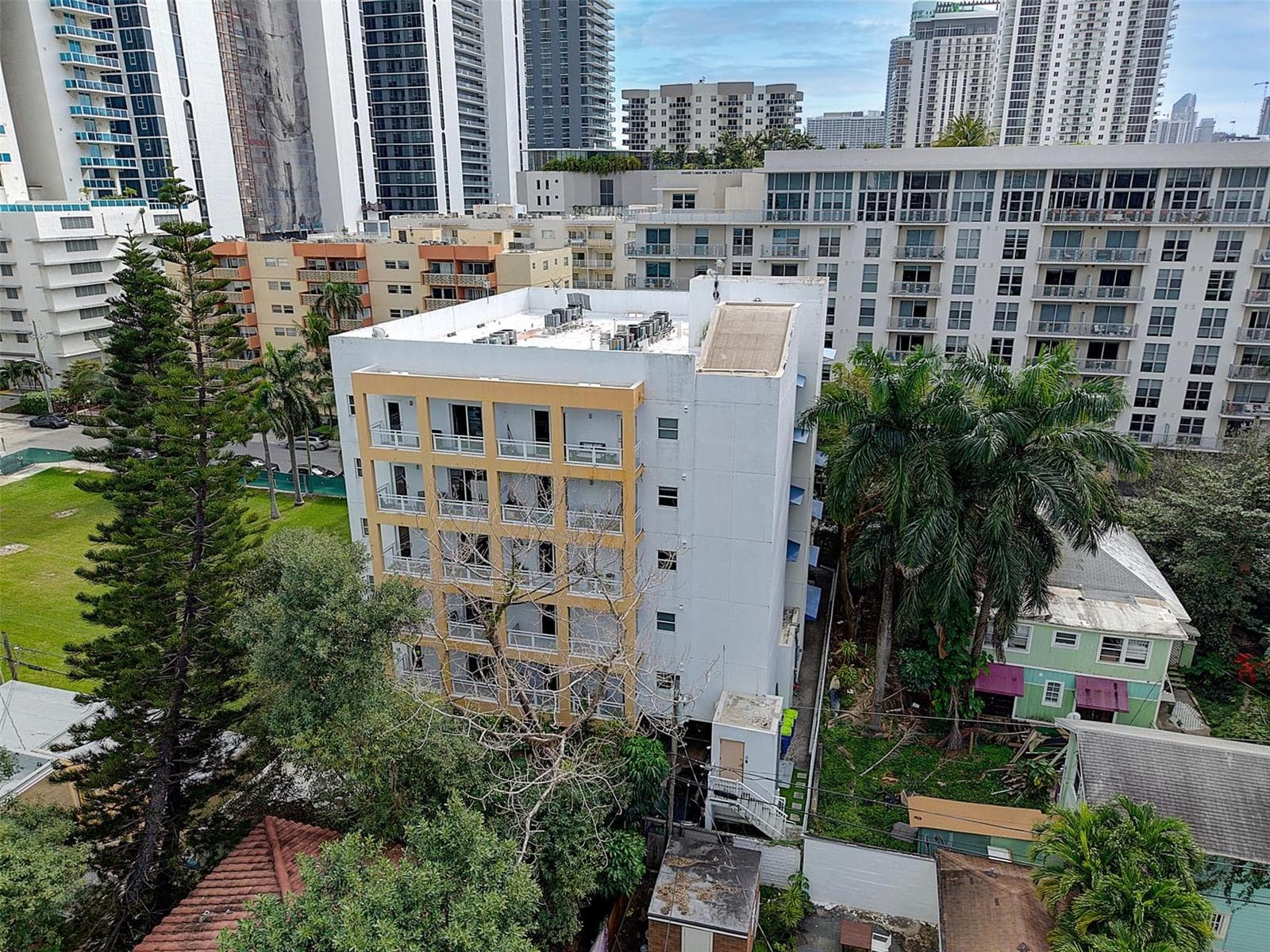 471 NE 25th Street # 503, Miami FL 33137 — 28