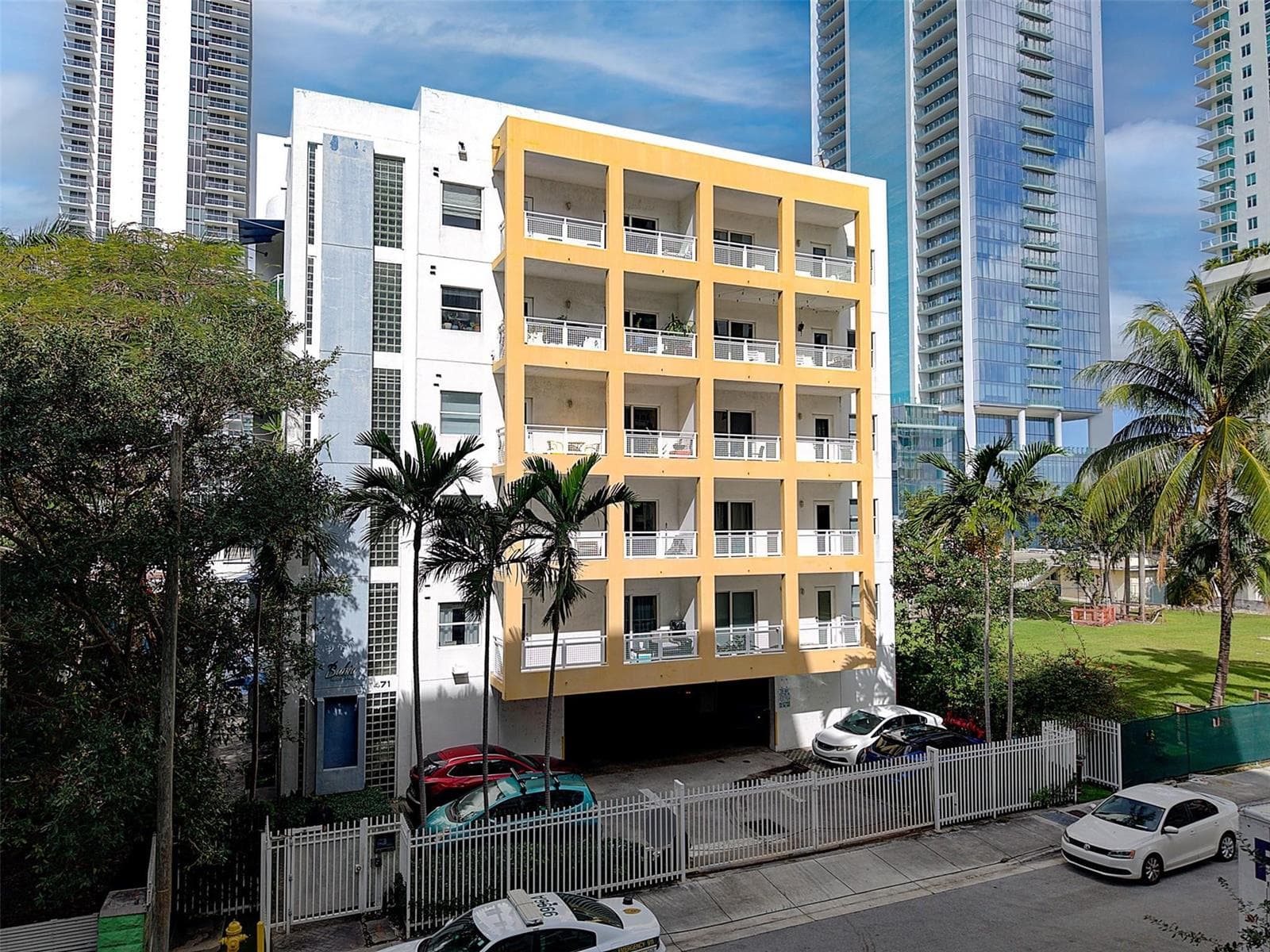 471 NE 25th Street # 503, Miami FL 33137 — 4