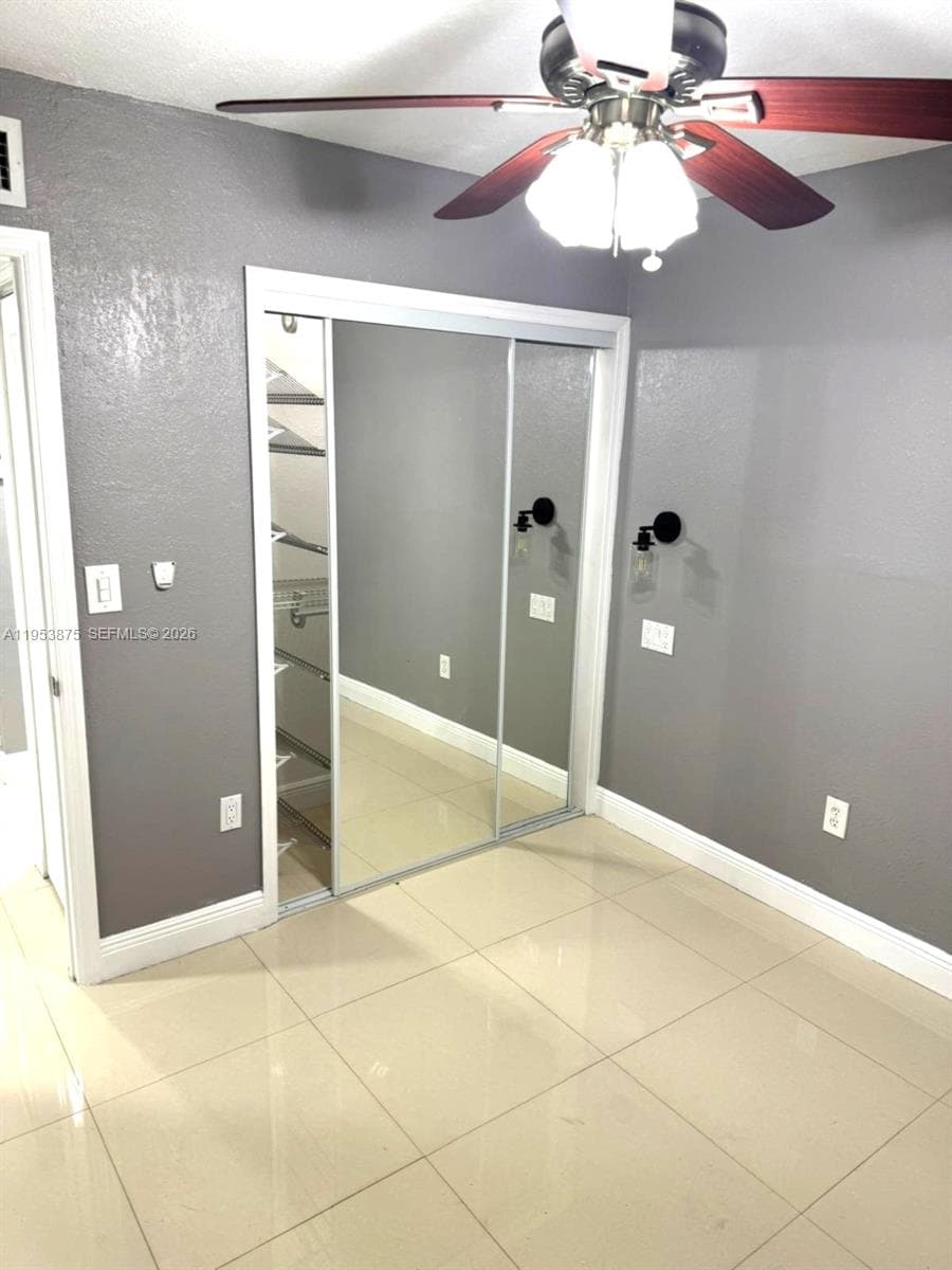 5461 W 24th Ave # 25, Hialeah FL 33016 — 6