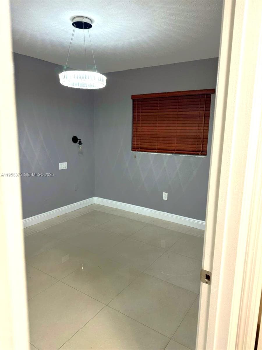 5461 W 24th Ave # 25, Hialeah FL 33016 — 16