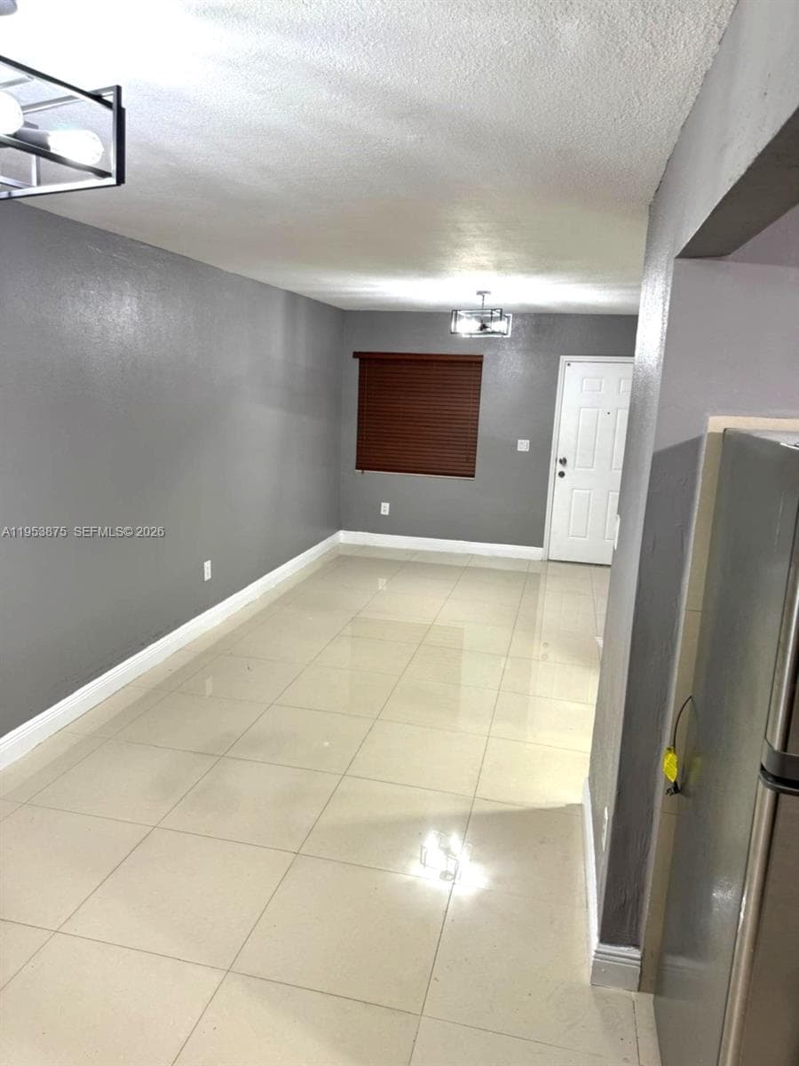 5461 W 24th Ave # 25, Hialeah FL 33016 — 7