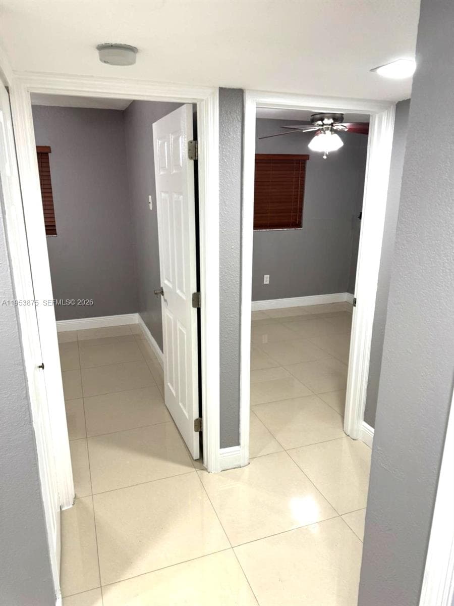 5461 W 24th Ave # 25, Hialeah FL 33016 — 3