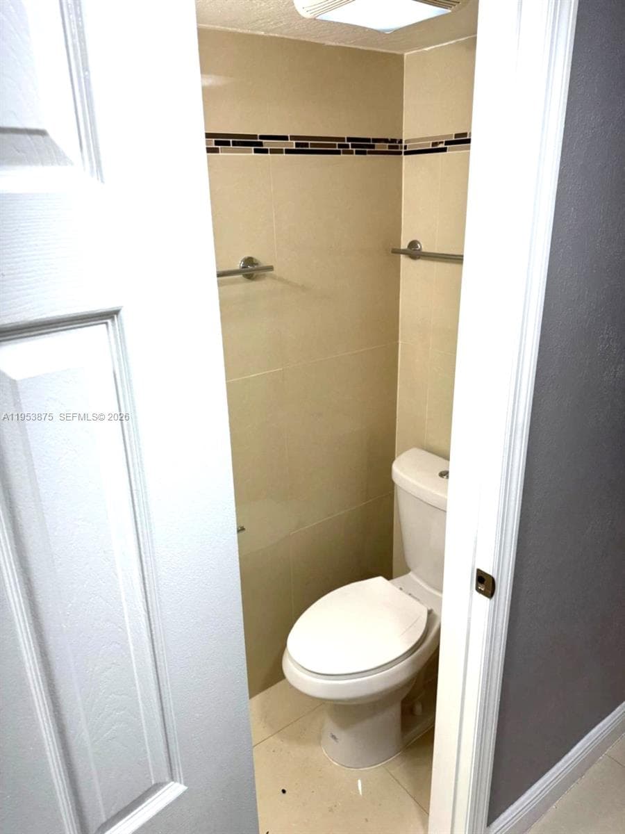 5461 W 24th Ave # 25, Hialeah FL 33016 — 10