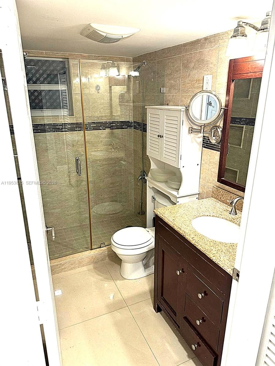 5461 W 24th Ave # 25, Hialeah FL 33016 — 18