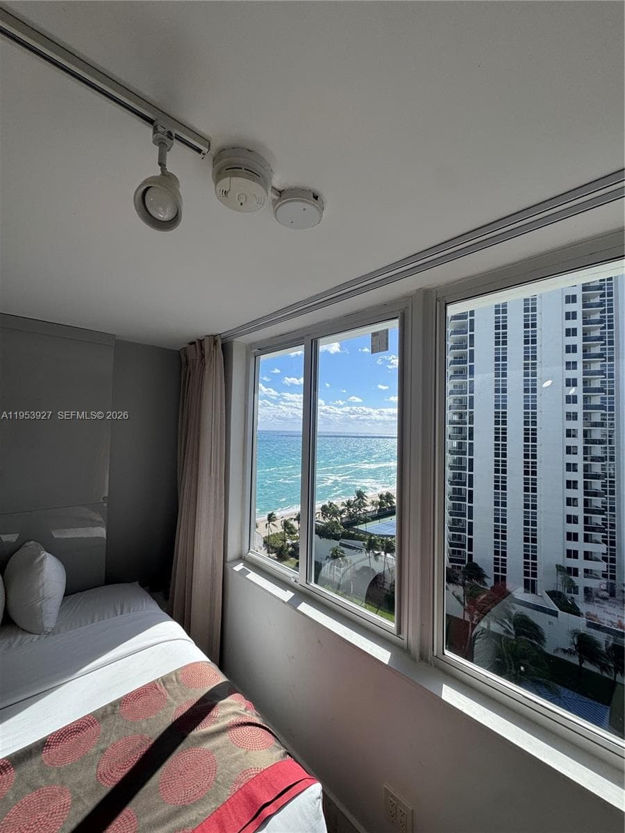 19201 Collins Ave # 1004, Sunny Isles Beach FL 33160 — 1