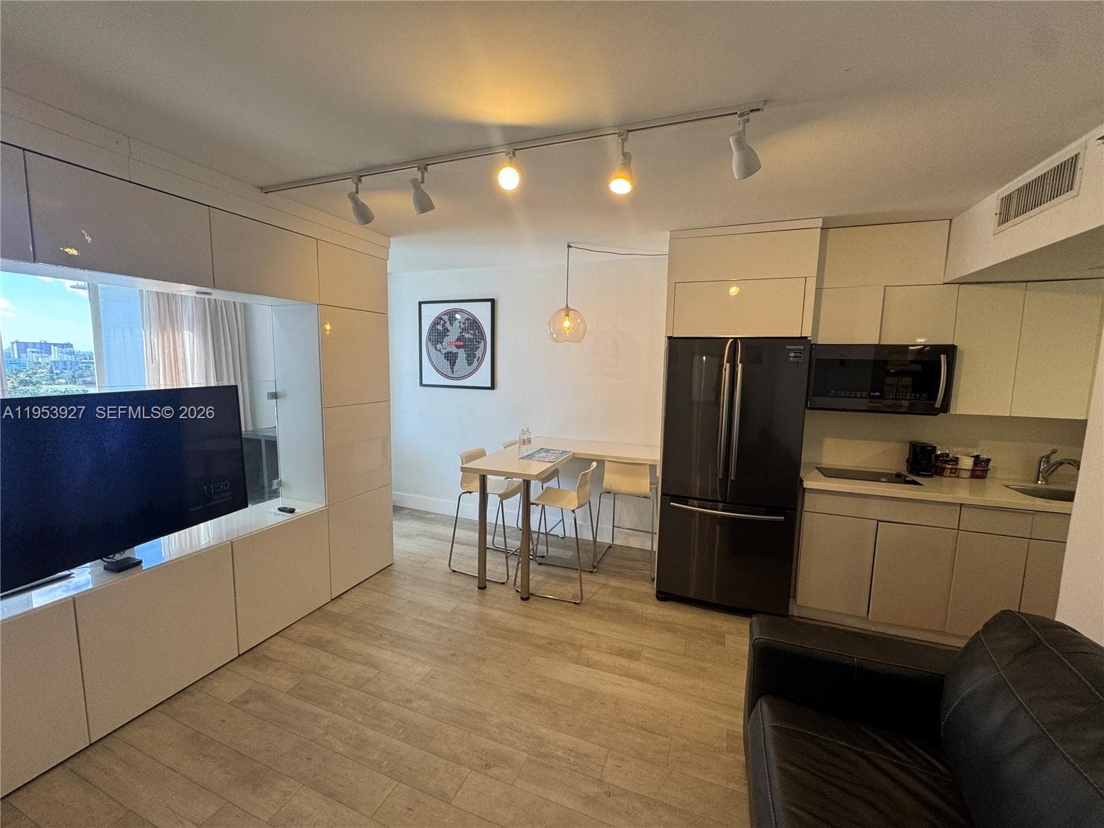 19201 Collins Ave # 1004, Sunny Isles Beach FL 33160 — 5