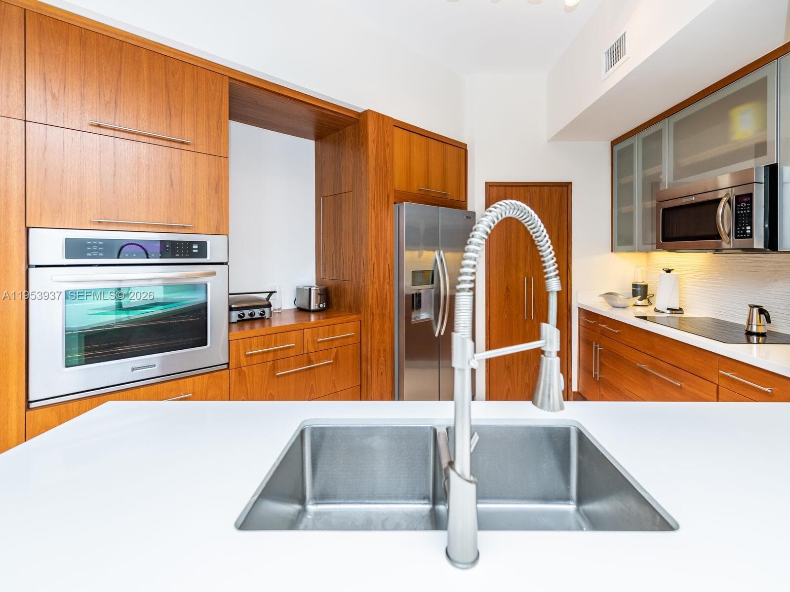 888 Brickell Key Dr # 210, Miami FL 33131 — 27