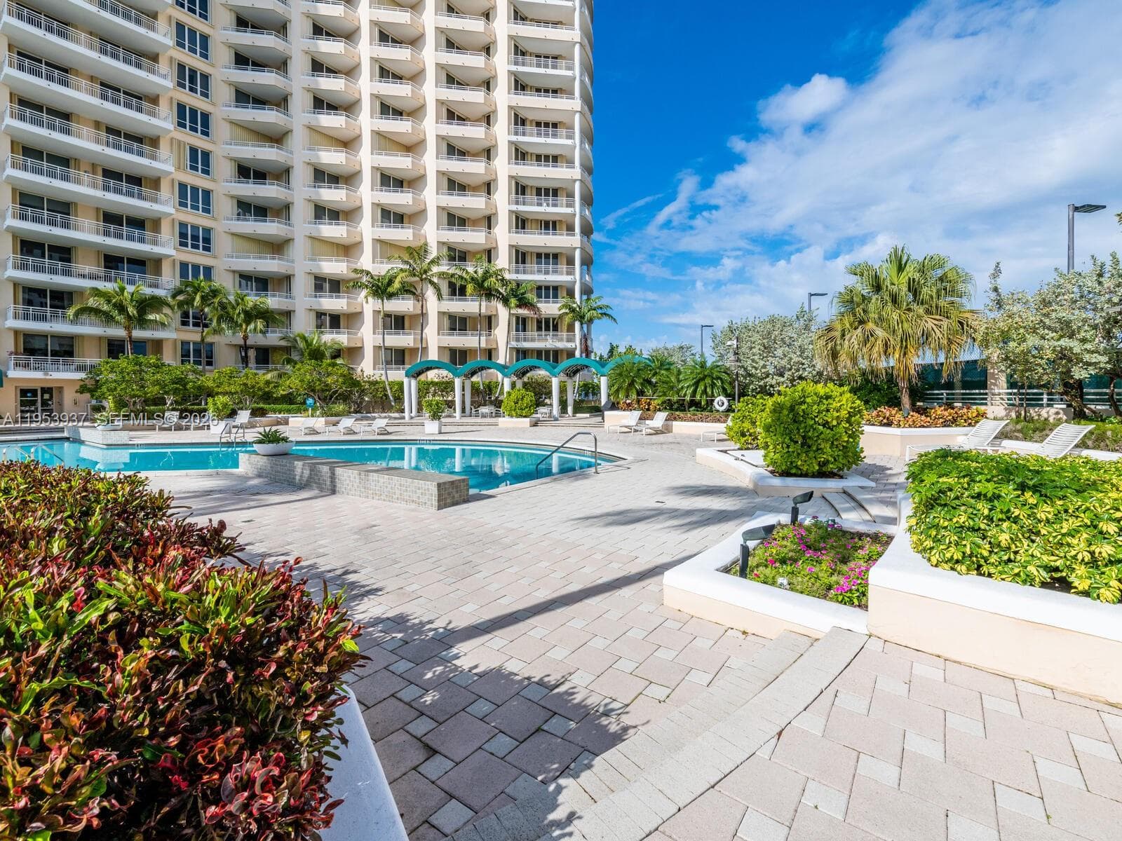 888 Brickell Key Dr # 210, Miami FL 33131 — 78
