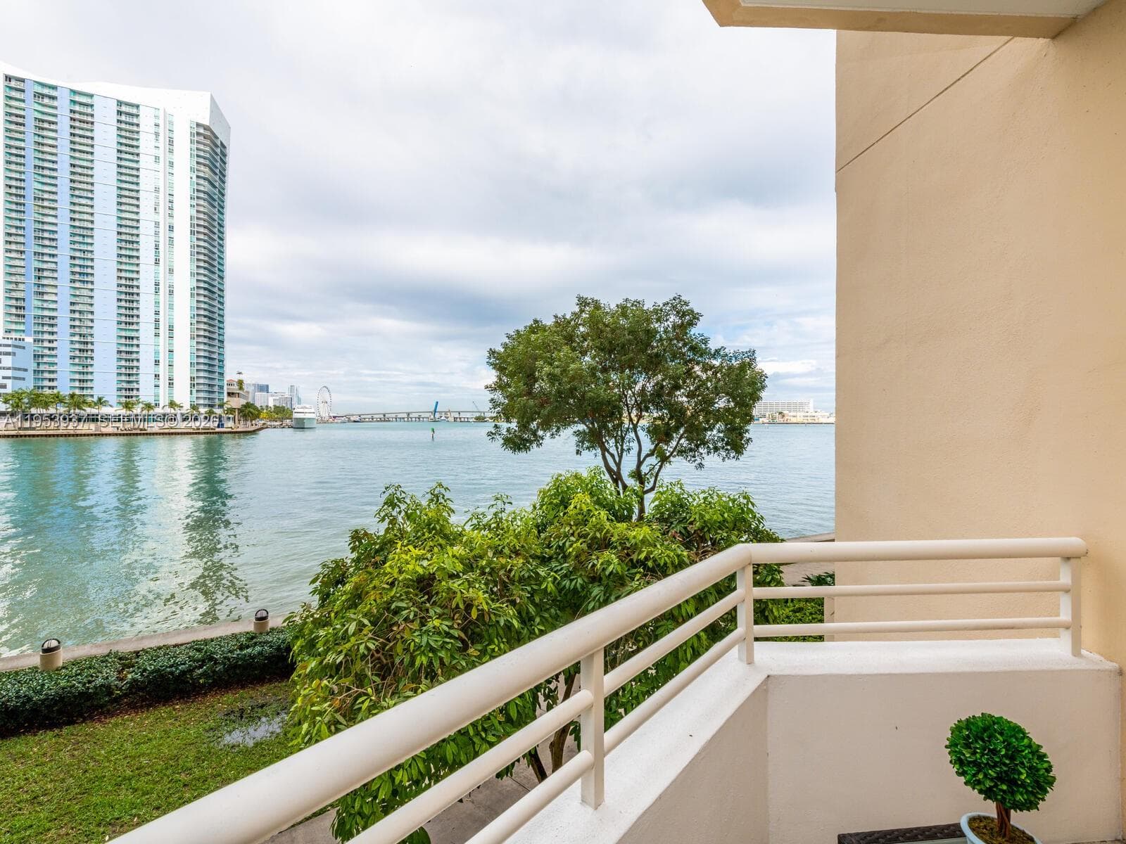 888 Brickell Key Dr # 210, Miami FL 33131 — 18
