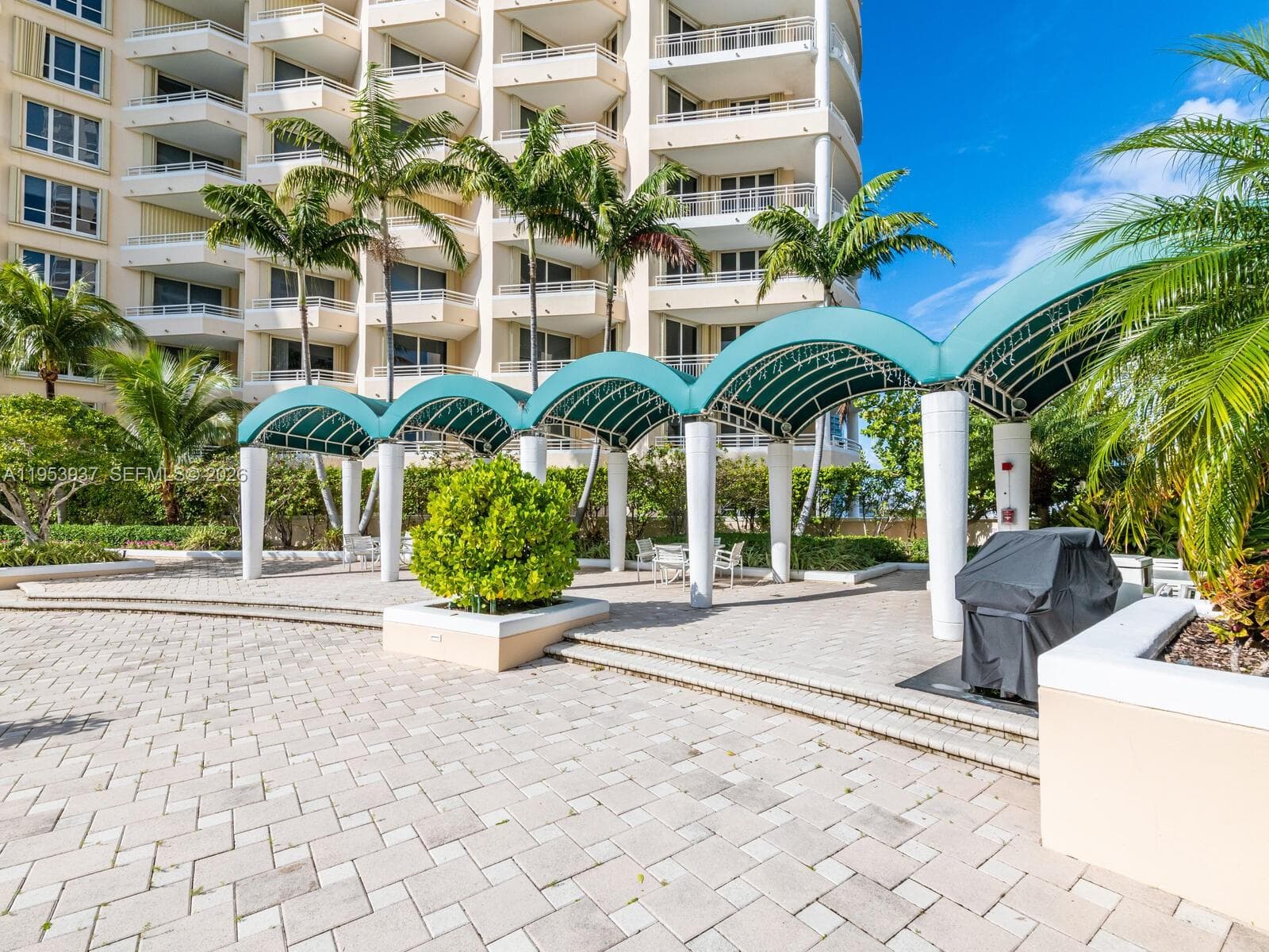 888 Brickell Key Dr # 210, Miami FL 33131 — 82