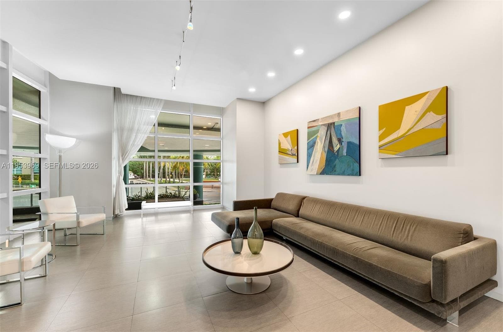 1900 N Bayshore Dr # 3202, Miami FL 33132 — 11