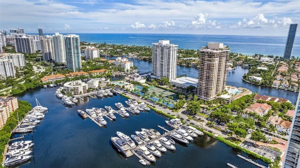19707 Turnberry Way # 9J, Aventura FL 33180 — 10