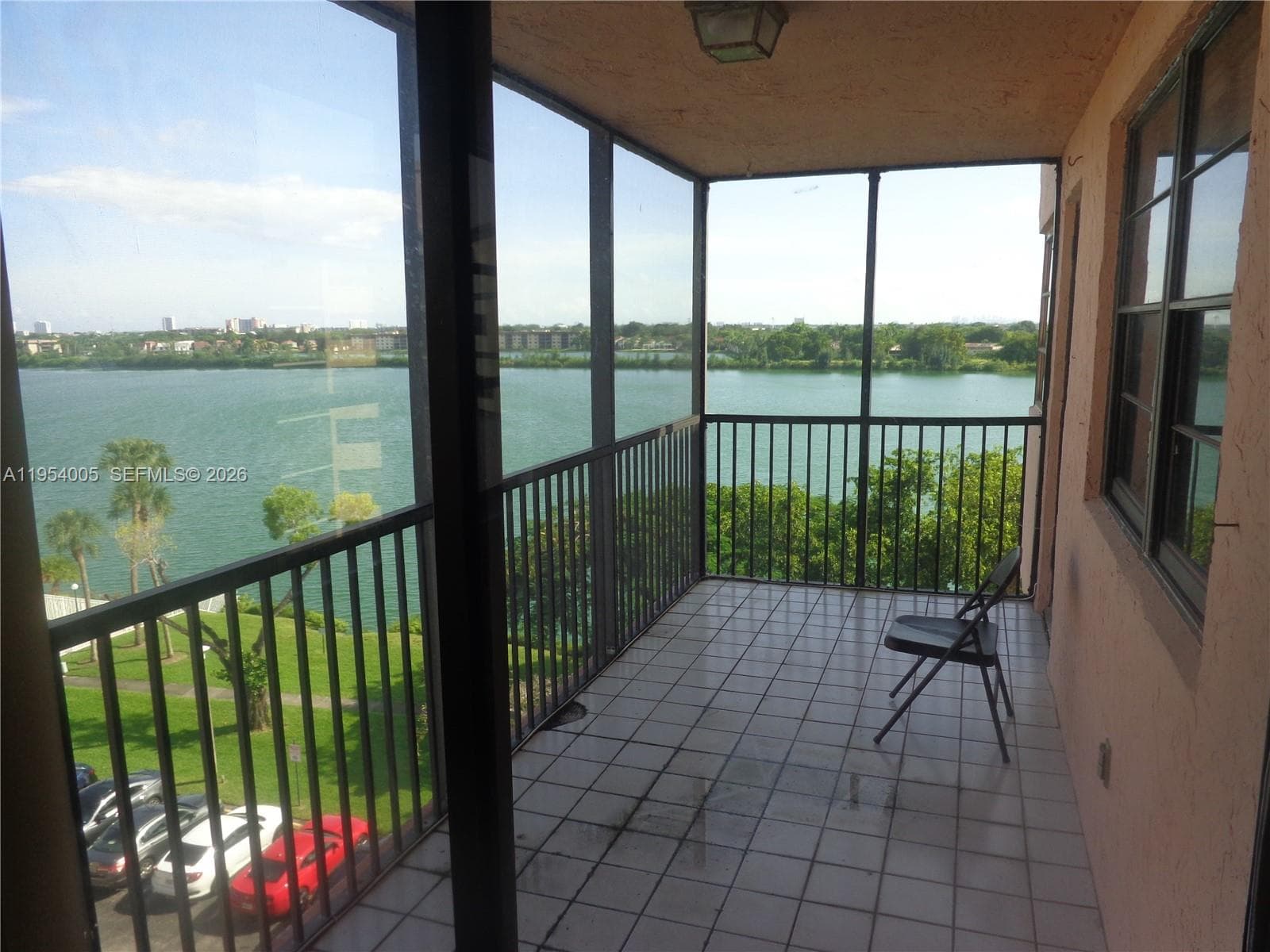 20850 San Simeon Way # 5, Miami FL 33179 — 3