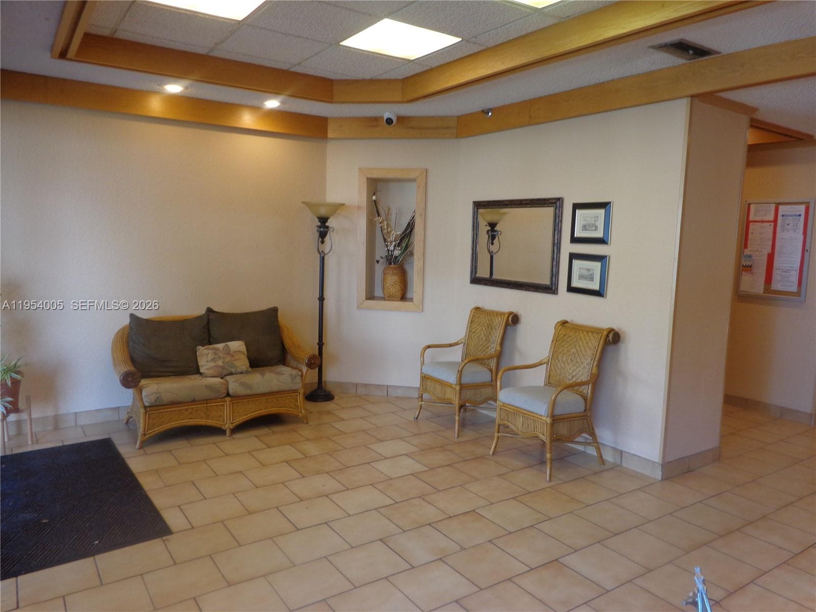 20850 San Simeon Way # 5, Miami FL 33179 — 14