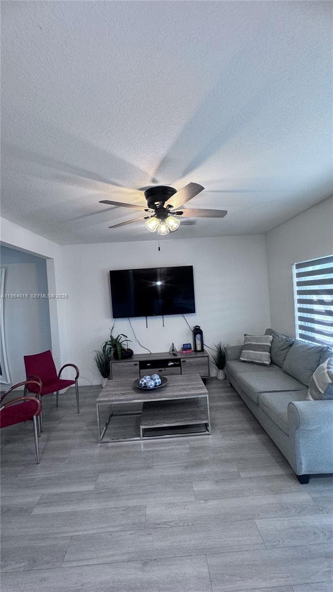 326 NE 5th Pl, Florida City FL 33034 — 5