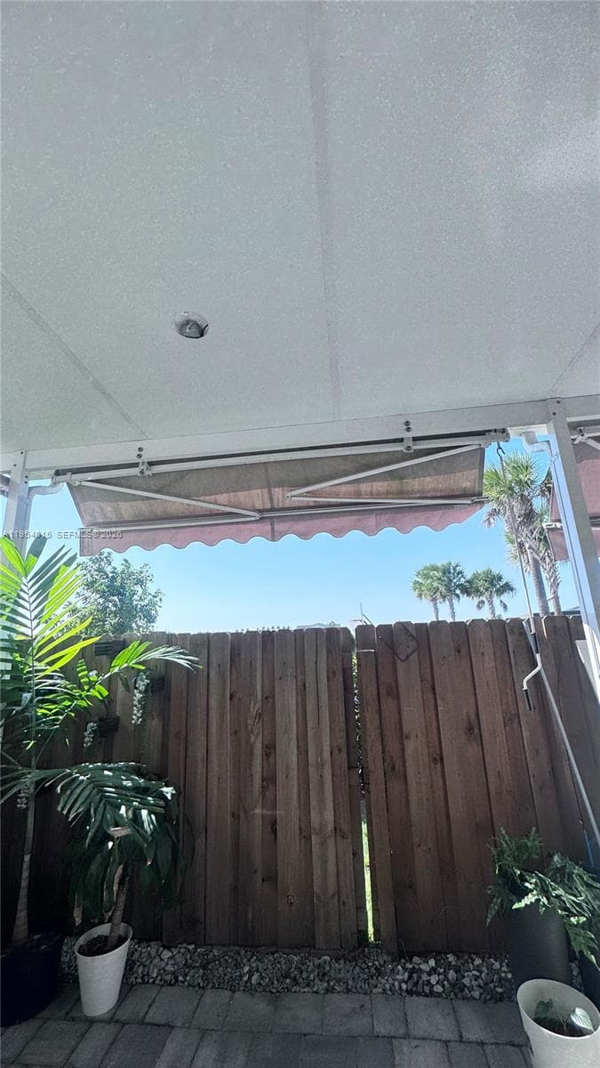 326 NE 5th Pl, Florida City FL 33034 — 30