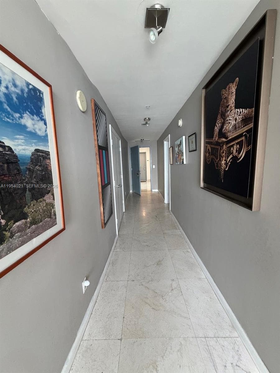 601 NE 36th St # 1112, Miami FL 33137 — 13