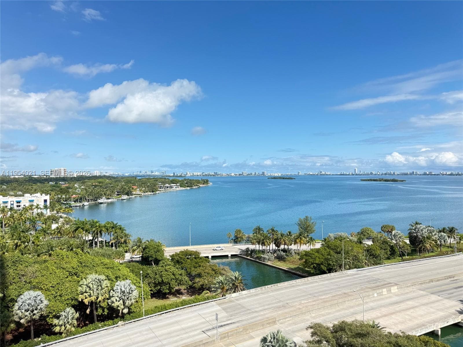 601 NE 36th St # 1112, Miami FL 33137 — 16