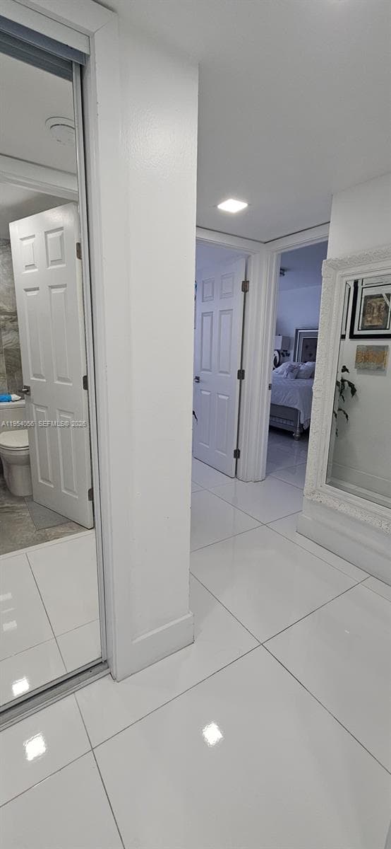 18041 Biscayne Blvd # 1405, Aventura FL 33160 — 23
