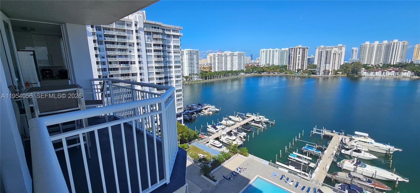 18041 Biscayne Blvd # 1405, Aventura FL 33160 — 2