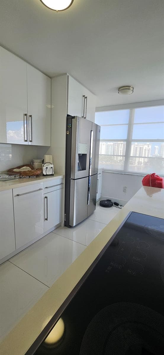 18041 Biscayne Blvd # 1405, Aventura FL 33160 — 17