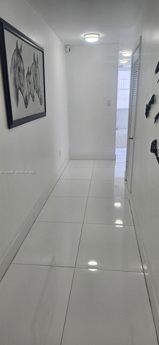 18041 Biscayne Blvd # 1405, Aventura FL 33160 — 15