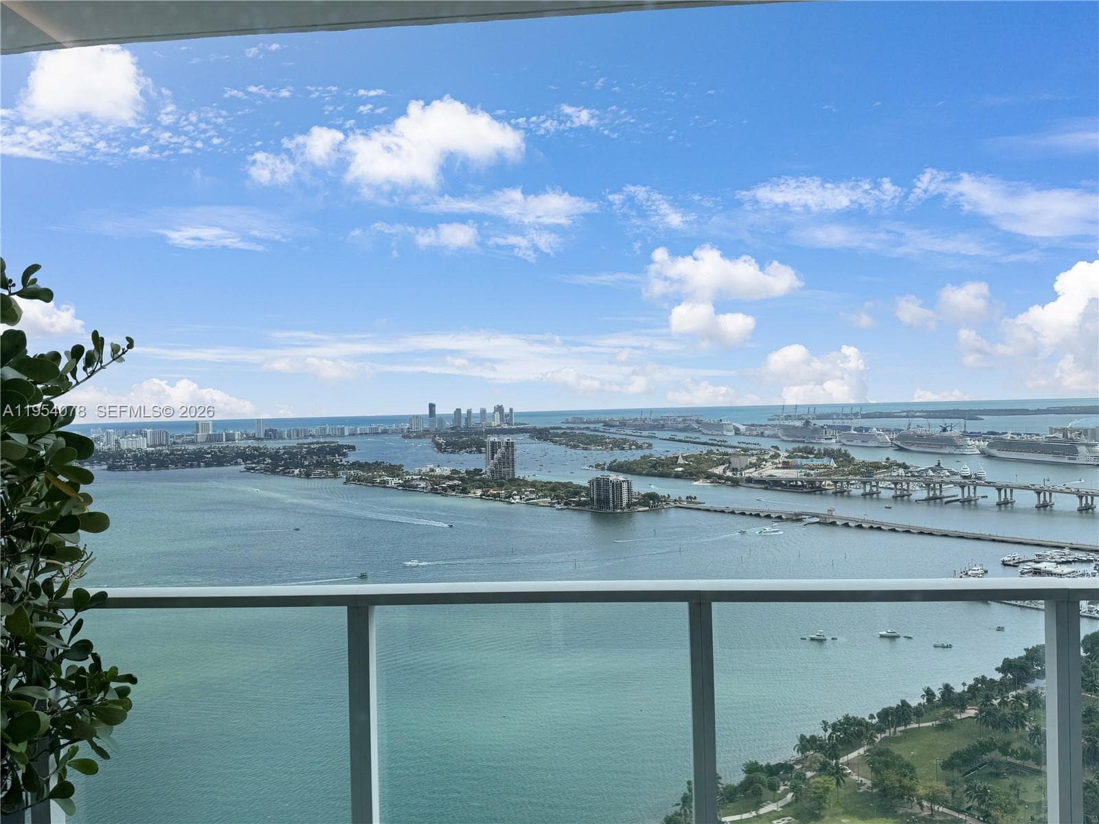 2020 N Bayshore Dr # 4104, Miami FL 33137 — 33