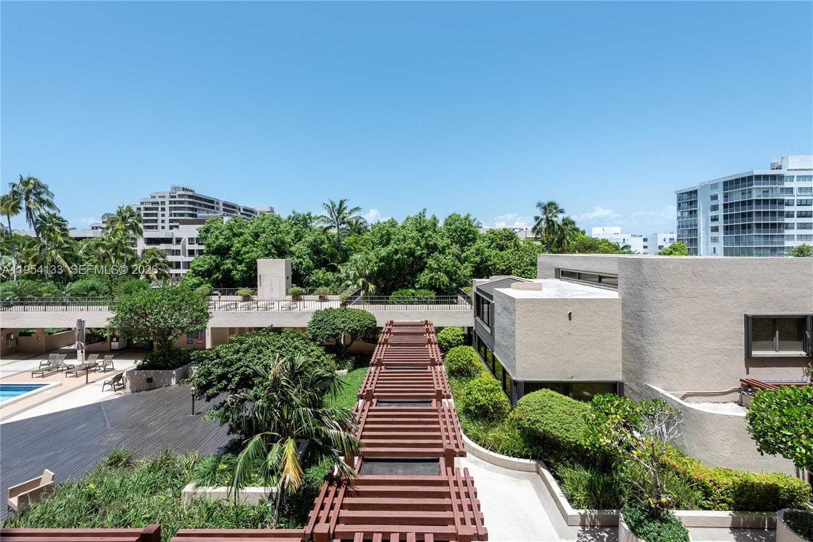251 Crandon Blvd # 306, Key Biscayne FL 33149 — 23