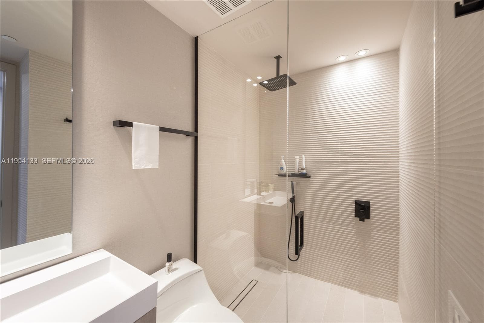 251 Crandon Blvd # 306, Key Biscayne FL 33149 — 18