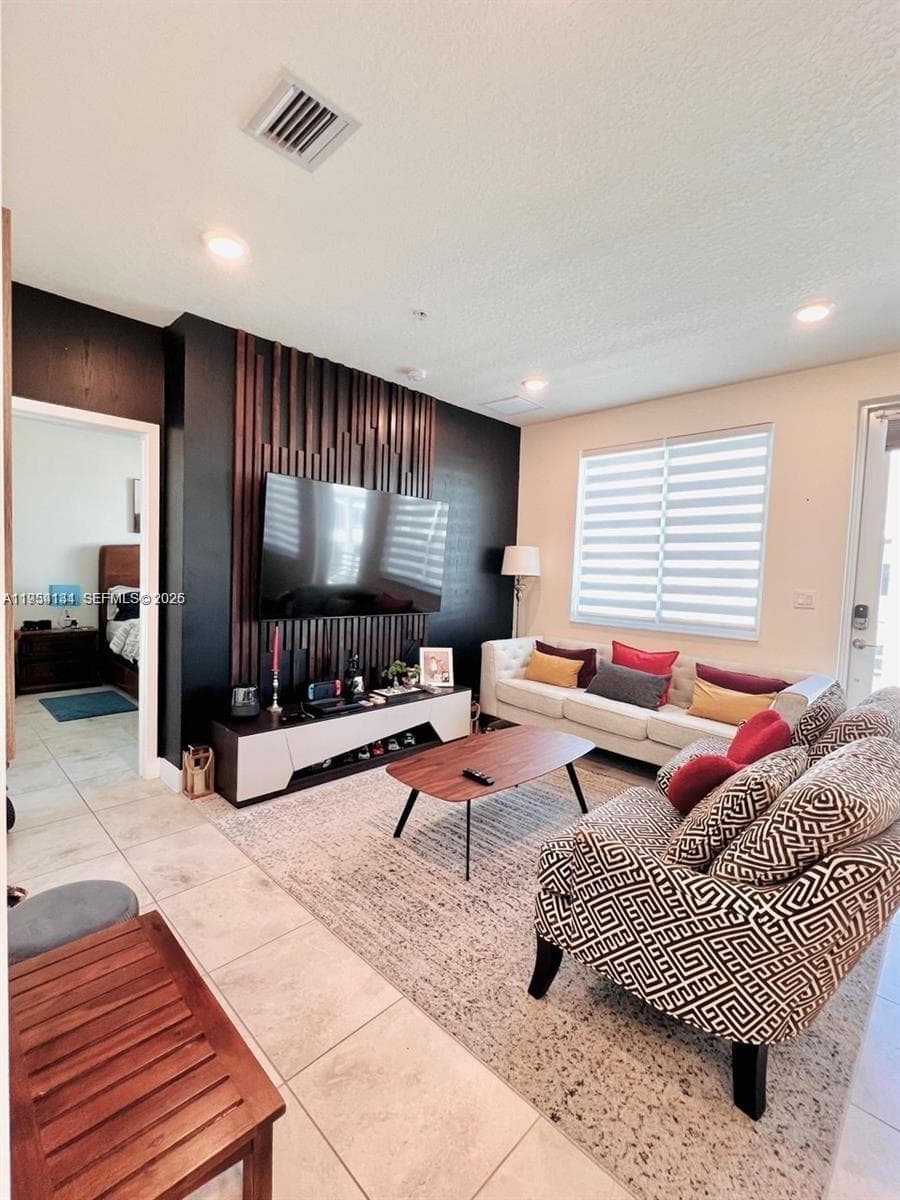 6420 NW 102nd Path # 304, Doral FL 33178 — 8