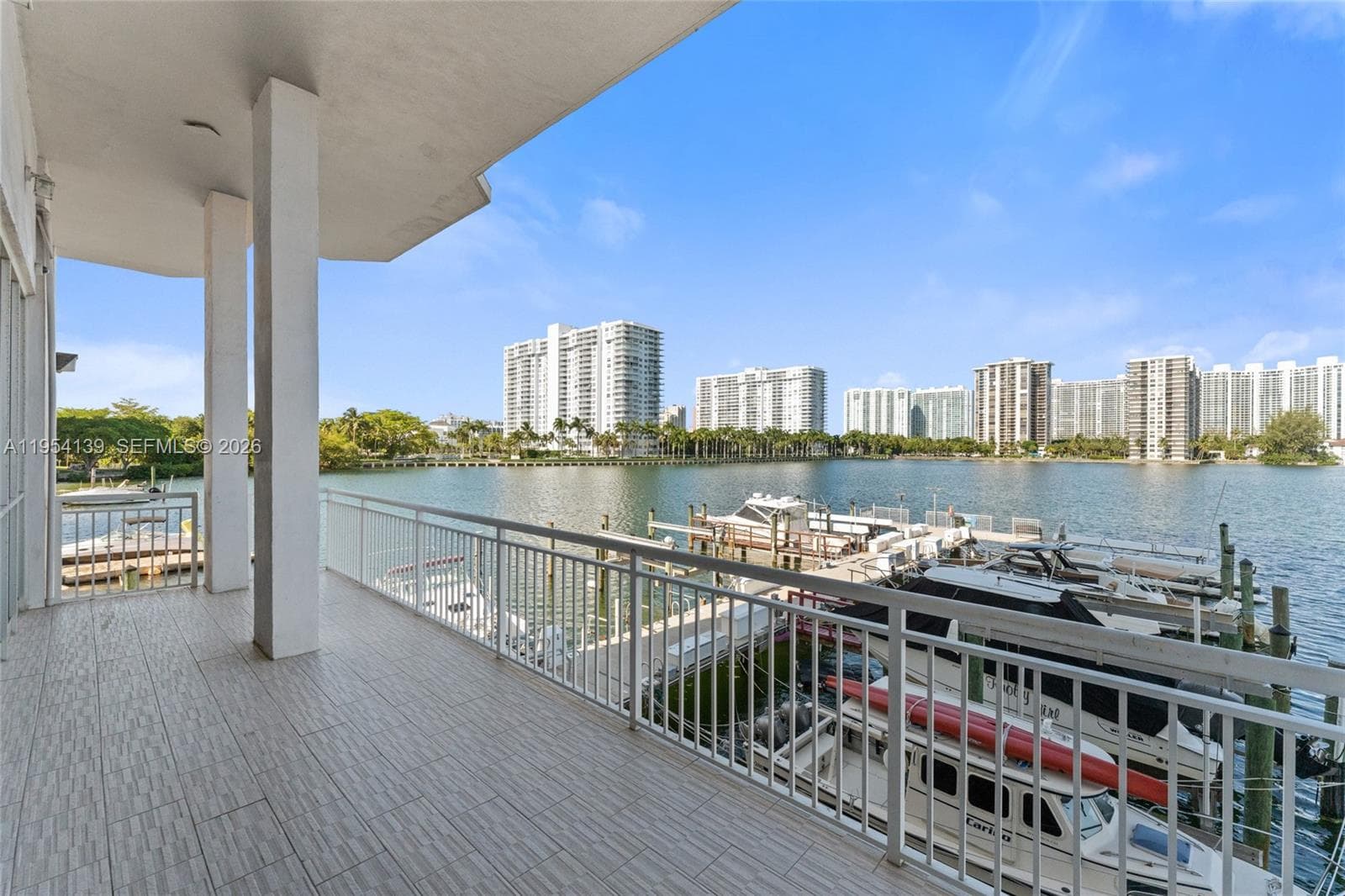 18061 Biscayne Blvd # 1701, Aventura FL 33160 — 28
